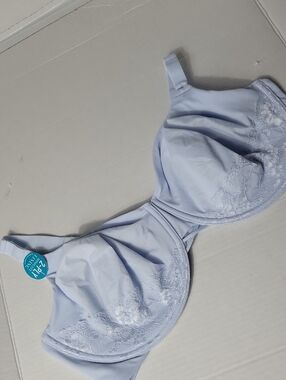 Vanity Fair Light Blue Lace Underwire Bra